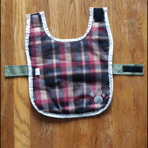 🎉3X Host Pick🎉 Like new reversible dog coat - Picture 3 of 6